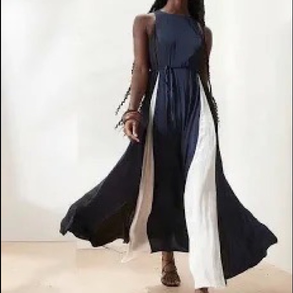 Navy, black, and white color block dress - Picture 2 of 3